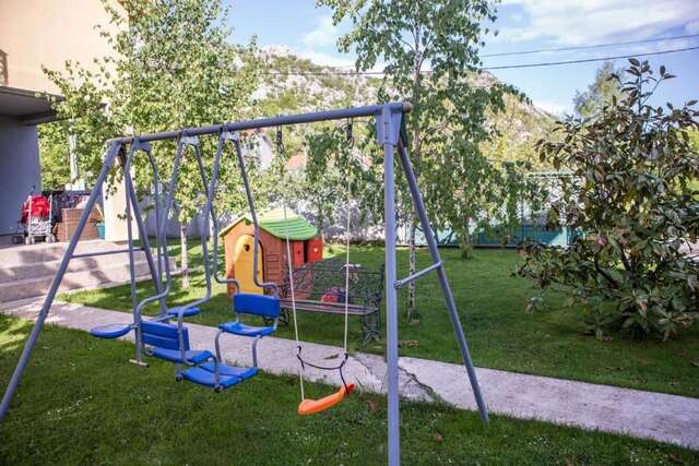 Апартаменты Apartments Green Цетине-24